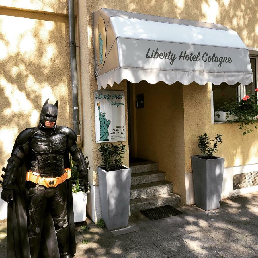 Liberty Hotel Кельн Екстер'єр фото